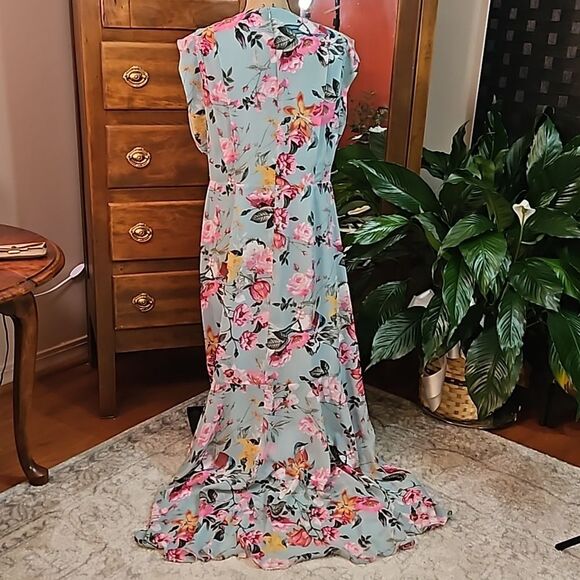 Eliza J Floral Faux Wrap Dress in Pastel Colors size 14 - Picture 6 of 13